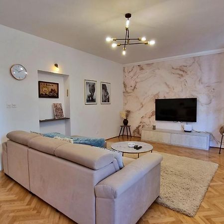 Apartment Hana Omiš Exteriör bild