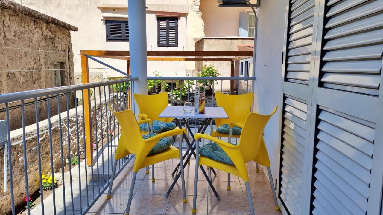 Apartment Hana Omiš Exteriör bild