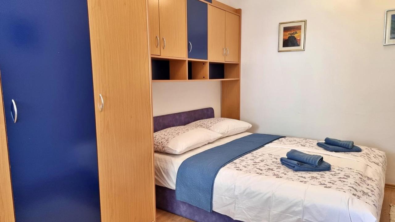 Apartment Hana Omiš Exteriör bild