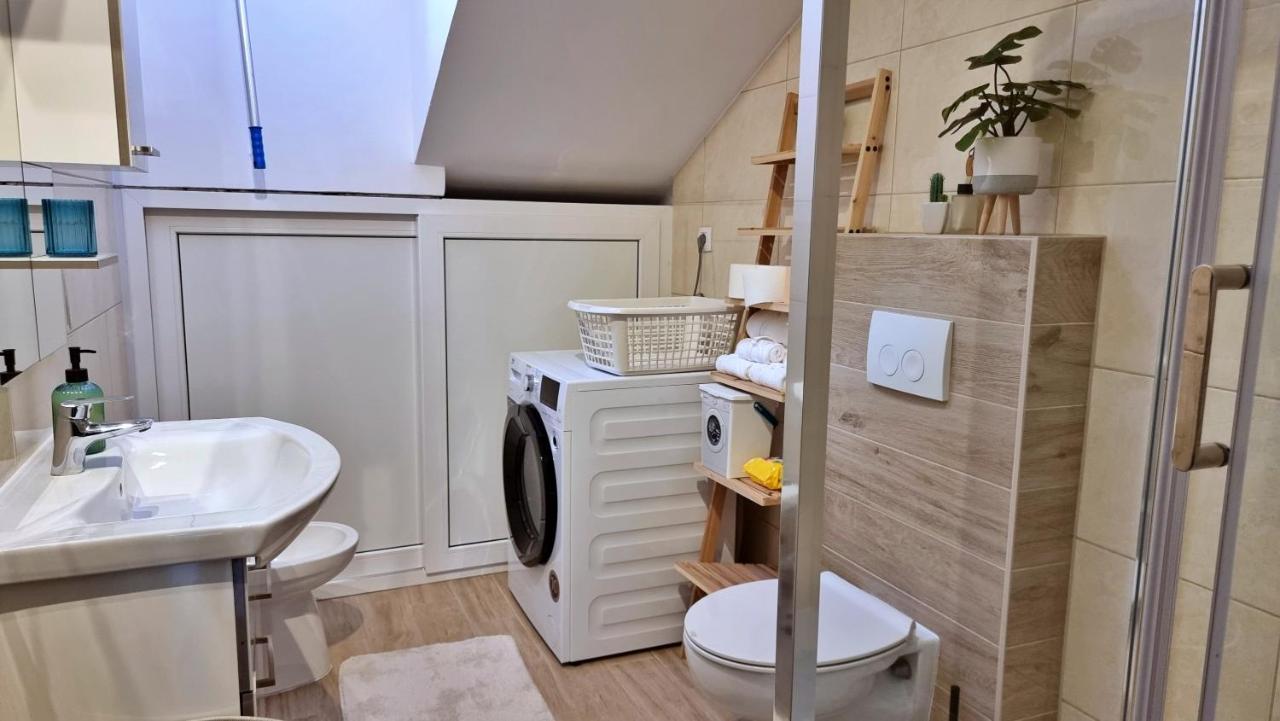 Apartment Hana Omiš Exteriör bild