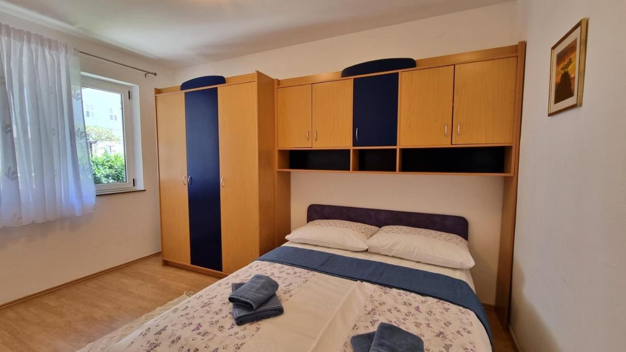 Apartment Hana Omiš Exteriör bild