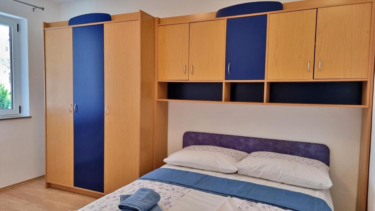 Apartment Hana Omiš Exteriör bild