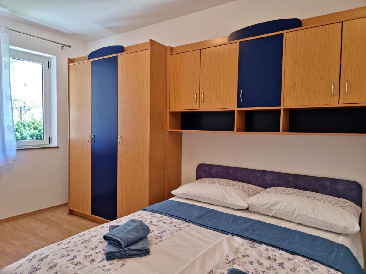 Apartment Hana Omiš Exteriör bild